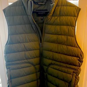 Men’s Army Green insulated Vest- worn once!